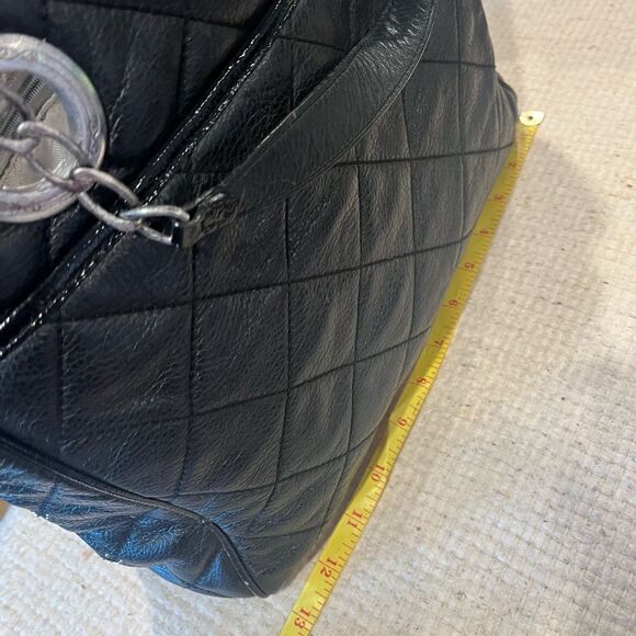 Brighton Black Leather Quilted hand shoulder Bag - Picture 8 of 13